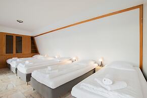 Center City Villa