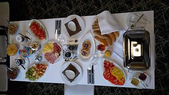Hotel GRAND