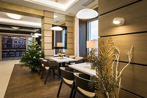 Hotel GRAND