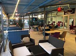 Sedapark Hotel