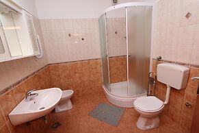 Apartments Elida