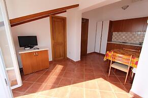 Apartments Elida