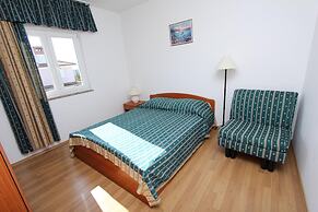 Apartments Elida