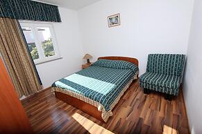 Apartments Elida