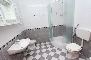 Apartments Elida
