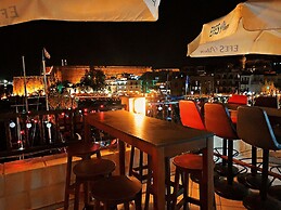 White Pearl Hotel