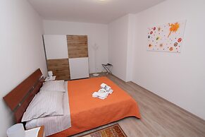 Apartments Eni