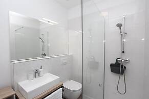 Apartments Eni