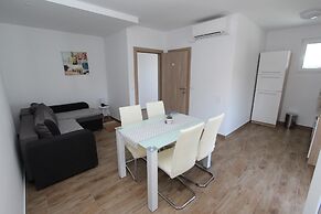 Apartments Eni