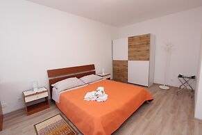 Apartments Eni