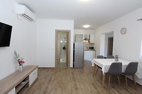 Apartments Eni