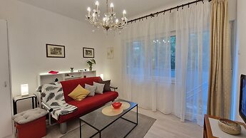 Apartments Godena