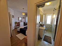 Apartments Godena