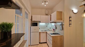 Apartments Godena