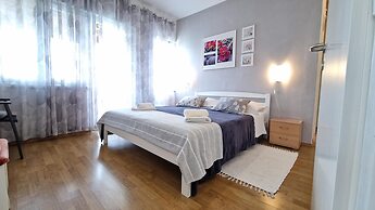 Apartments Godena