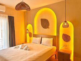 Avenue Hotel