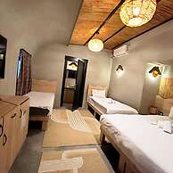 Avenue Hotel