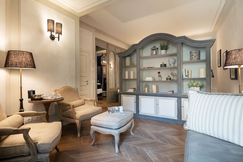 Corte Calzaiuoli Elegant Suites