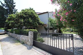 Apartments Lara