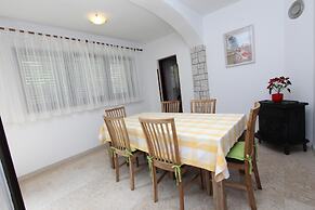 Apartments Lara