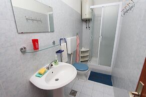Apartments Lora