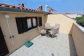 Apartments Lora