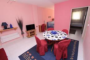 Apartments Lora