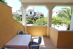 Apartments Lora