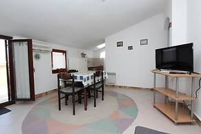Apartments Lora