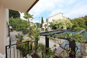 Apartments Makado
