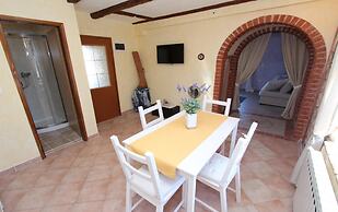 Apartments with Shared Pool Midea 2