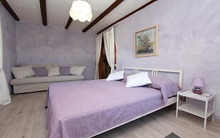 Apartments with Shared Pool Midea 2