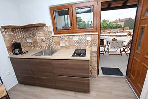 Apartments with Shared Pool Midea 2
