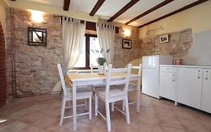 Apartments with Shared Pool Midea 2