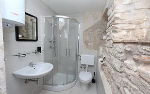 Apartments with Shared Pool Midea 2