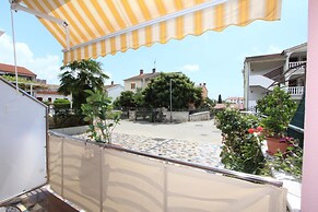 Guests House Lea