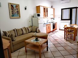 Guests House Lea