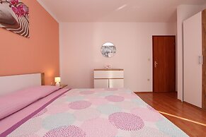 Guests House Sanja