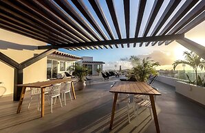 Solea by Mikitito Rentals