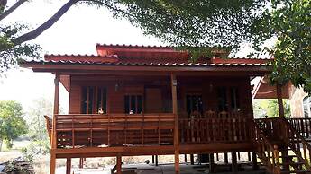 Pun Na Homestay Bangsai