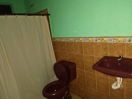 Hospedaje Los Chocoyos - Hostel