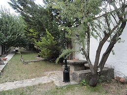 Zeus House Gaia