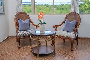 El Regalo Resort