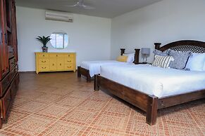 El Regalo Resort