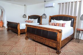 El Regalo Resort