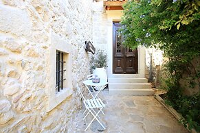 Villa Epimenidis