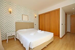 B19 - Marina Club Apartment
