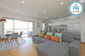 B19 - Marina Club Apartment