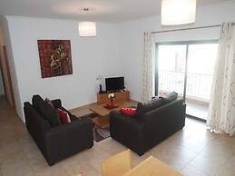 B26 - Palmeiras Top-Floor Apartment
