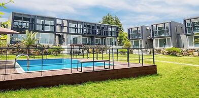 Donnaeko Pension